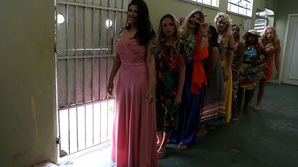 Schönheitskönigin gesucht: Wettbewerb im brasilianischen Gefängnis Schönheitskönigin gesucht: Wettbewerb im brasilianischen Gefängnis