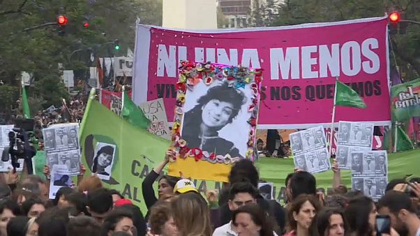 El caso de Lucía Pérez vuelve a indignar a las mujeres argentinas El caso de Lucía Pérez vuelve a indignar a las mujeres argentinas