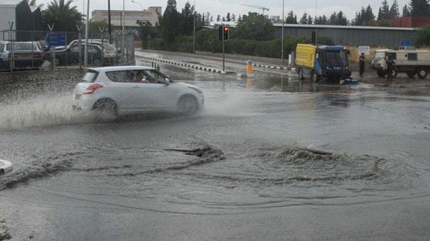 Κύπρος: Τουλάχιστον 4 νεκροί από τις πλημμύρες στα Κατεχόμενα Κύπρος: Τουλάχιστον 4 νεκροί από τις πλημμύρες στα Κατεχόμενα