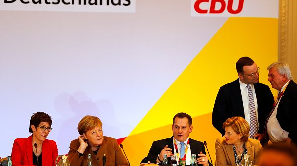 Γερμανία: Αλλαγή σκυτάλης στην ηγεσία του CDU Γερμανία: Αλλαγή σκυτάλης στην ηγεσία του CDU