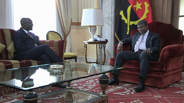 Rafael Marques: "Lourenço quer ser padrinho anticorrupção" Rafael Marques: "Lourenço quer ser padrinho anticorrupção"