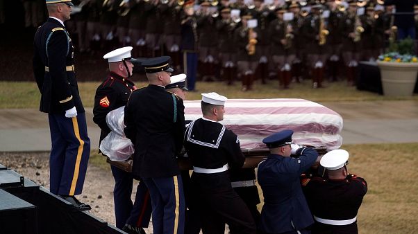 George Bush († 94) beigesetzt George Bush († 94) beigesetzt