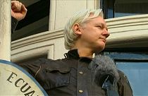 "Vía abierta para que Assange deje la embajada"