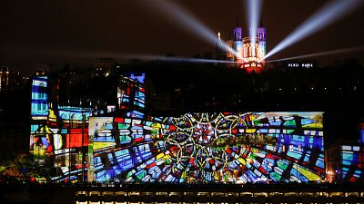 Işık Festivali bu sene de Aralık ayında Lyon'u rengarenk yaptı