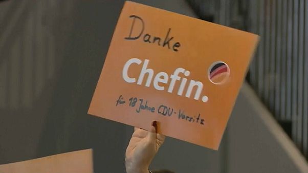 "Danke Chefin" - CDU zelebriert Abschied von Merkel "Danke Chefin" - CDU zelebriert Abschied von Merkel