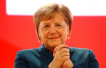 شاهد: المستشارة الألمانية أنغيلا ميركل تتجول بحرية في أسواق مراكش