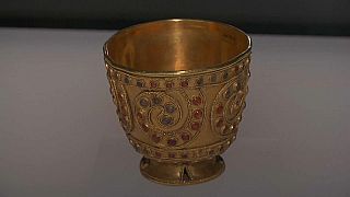 Georgia exhibits millennia-old golden goblet