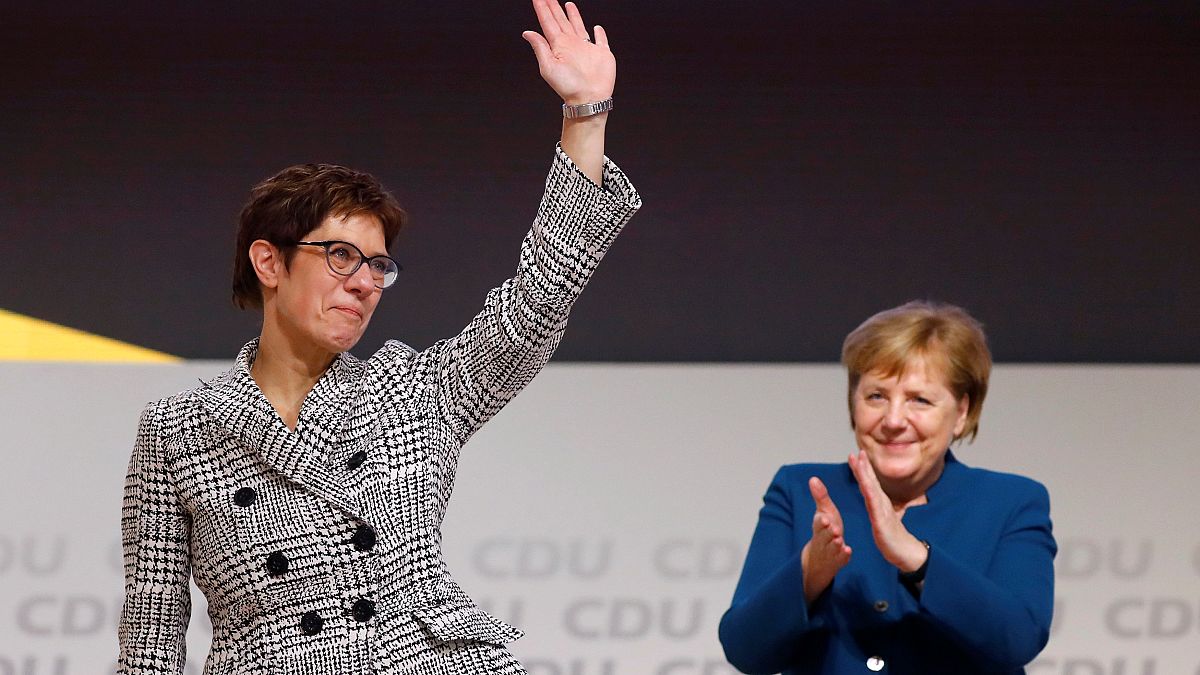 Annegret Kramp-Karrenbauer prend la tête de la CDU