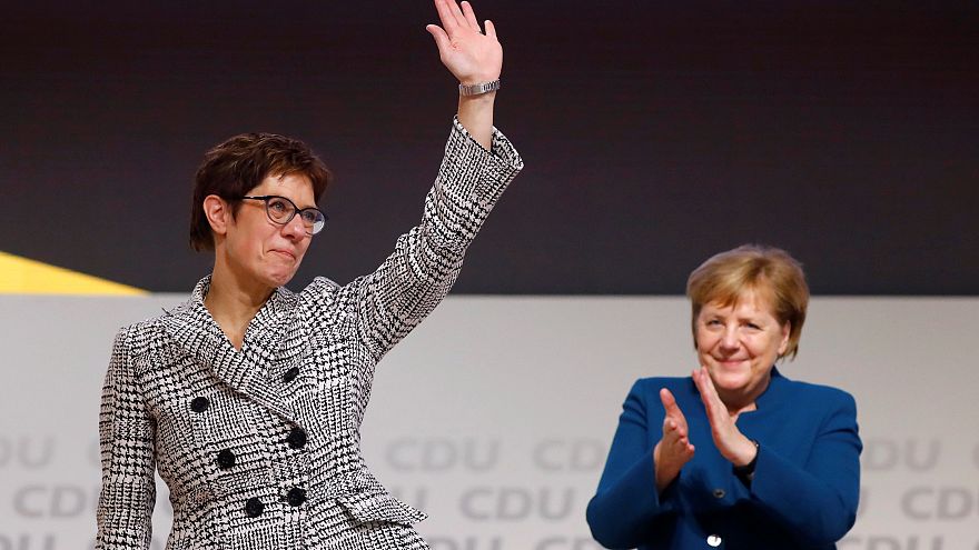 SARA COMPITO DI Annegret-Kramp-Karrenbauer, erede delle politiche centriste di Merkel. che dovrà evitare la svolta a destra della Germania