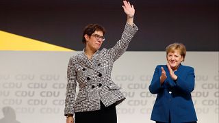 Merkel'in partisi CDU'nun yeni lideri Kramp-Karrenbauer kimdir?
