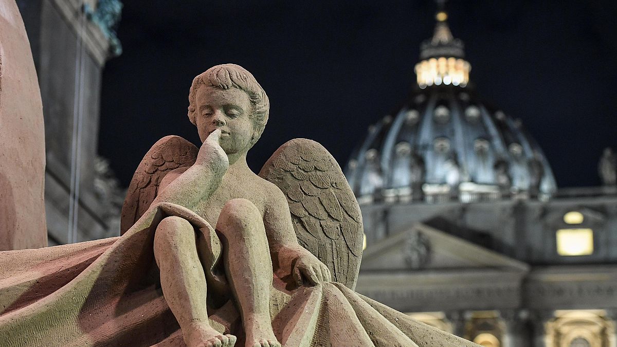 Vatican unveils giant Christmas tree and nativity scene 