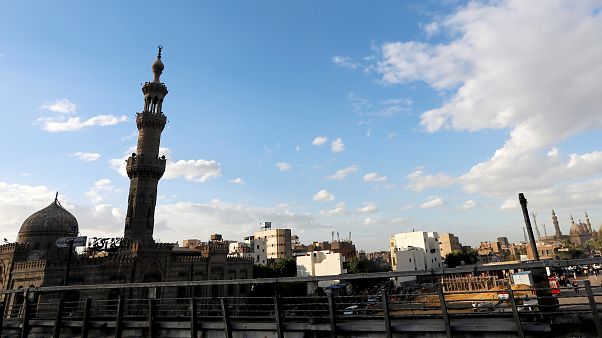 الداخلية المصرية تعلن مقتل اثنين من منفذي هجوم دير الأنبا صموئيل بمحافظة المنيا الداخلية المصرية تعلن مقتل اثنين من منفذي هجوم دير الأنبا صموئيل بمحافظة المنيا