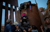 US bound caravan migrants turn back as asylum process stalls