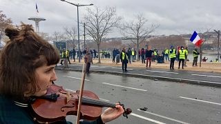 Gilets jaunes : des échauffourées à Lyon