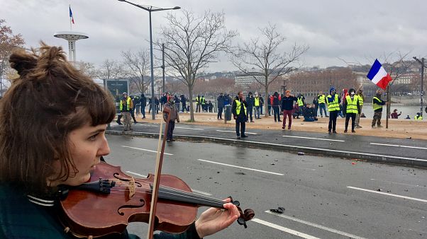 'Chalecos amarillos': 14 detenidos en Lyon 'Chalecos amarillos': 14 detenidos en Lyon