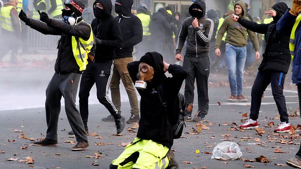 Bruxelas: "Coletes amarelos" na capital política da Europa Bruxelas: "Coletes amarelos" na capital política da Europa