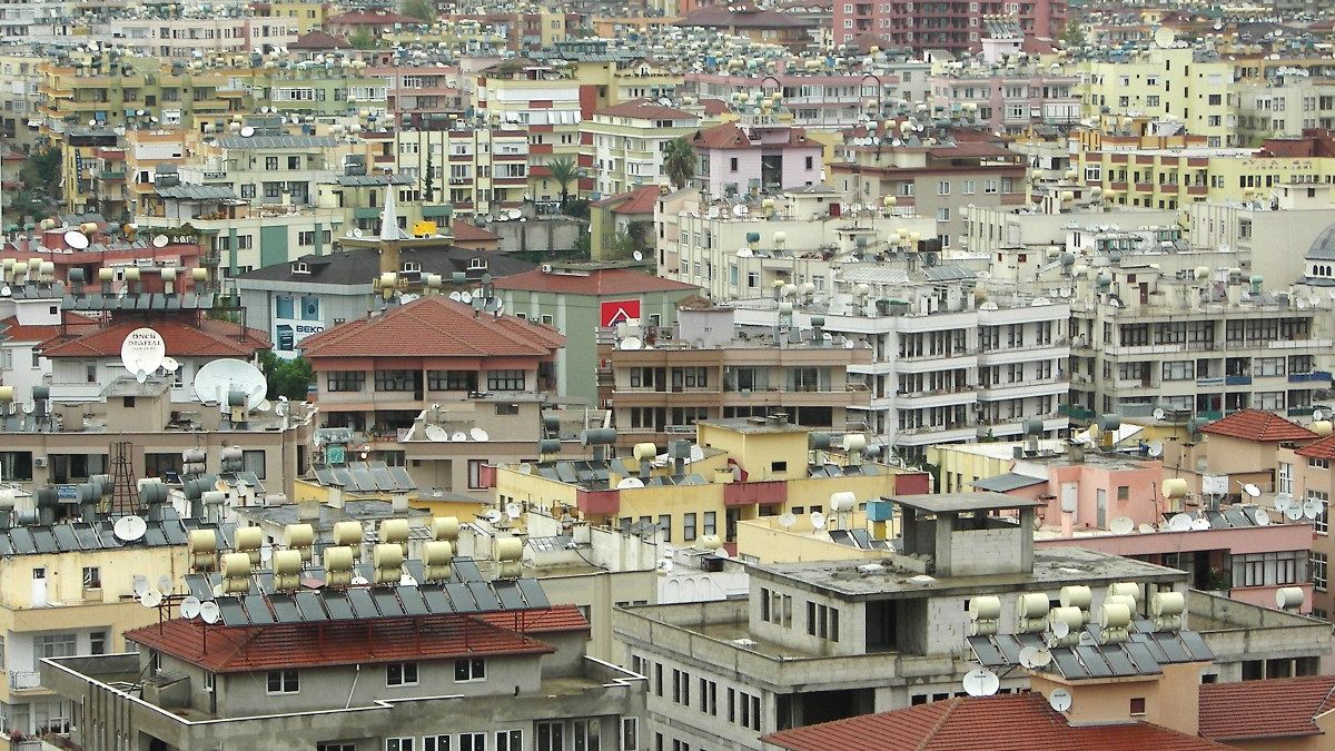Türkiye'de her 5 kişiden 2'si 'sağlıksız evlerde' yaşıyor