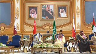 Körfez İşbirliği Konseyi Zirvesi'nde Katar gerginliği