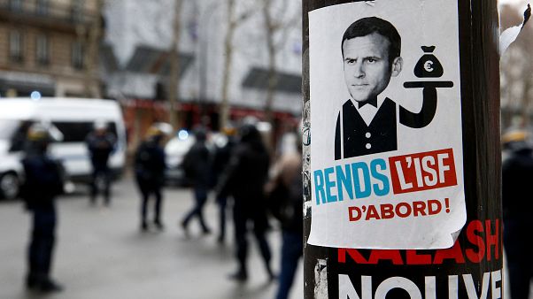 Macron redet um 20 Uhr - doch wie konmt er aus der Krise? Macron redet um 20 Uhr - doch wie konmt er aus der Krise?