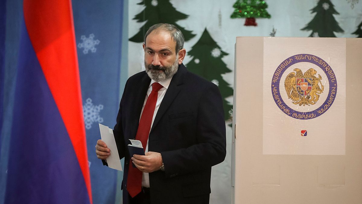  Nikol Pashinyan votes during Armenia's snap election on Sunday