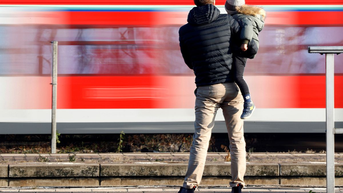 Bahnstreik in Deutschland: Fernverkehr bundesweit eingestellt