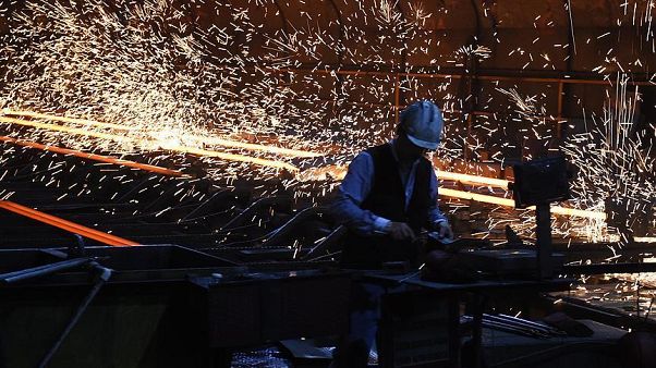 Türkiye ekonomisi hız kaybetti üçüncü çeyrekte yüzde 1,6 büyüdü Türkiye ekonomisi hız kaybetti üçüncü çeyrekte yüzde 1,6 büyüdü