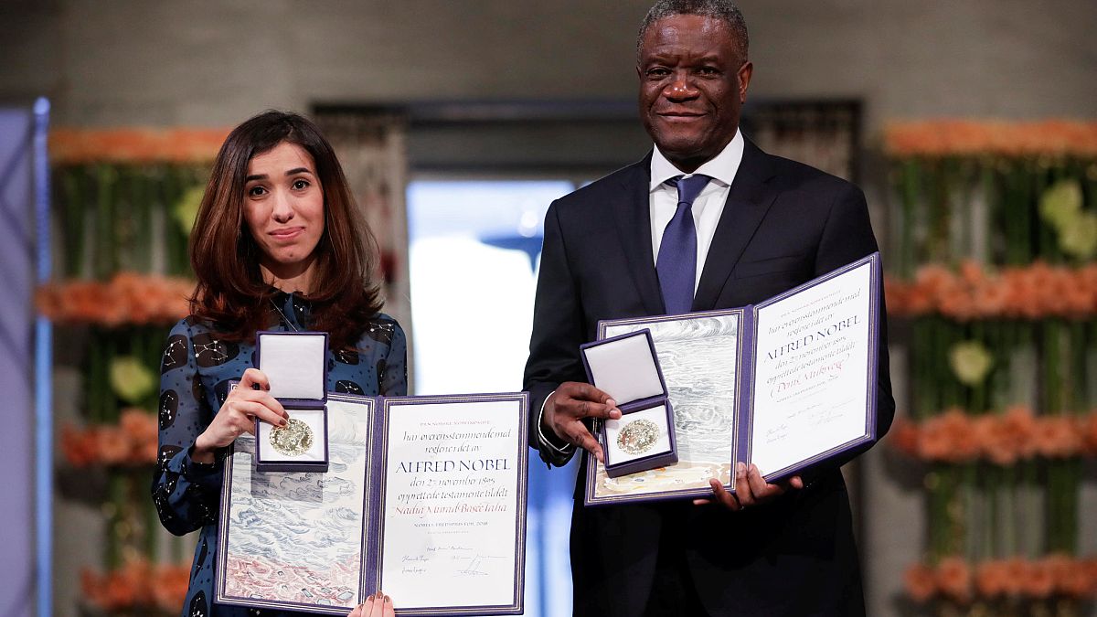 Justicia contra la violencia sexual como arma de guerra, piden los dos premios Nobel de la Paz