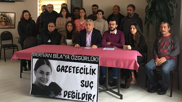 Erdoğan'a hakaretten tutuklanan Berivan Bila davası: "Tutukluluk cezalandırma amaçlı" Erdoğan'a hakaretten tutuklanan Berivan Bila davası: "Tutukluluk cezalandırma amaçlı"