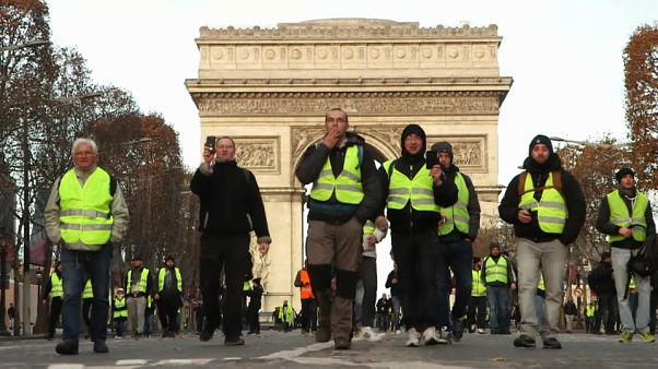Au coeur de la manifestation des gilets jaunes Au coeur de la manifestation des gilets jaunes