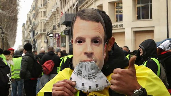Reportage: Gelbwesten - Randale und "Macron, tritt zurück!" Reportage: Gelbwesten - Randale und "Macron, tritt zurück!"