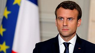 'Sarı Yeleklilerin' öfkesinin dindirmek için Macron halka seslenecek: Masada hangi talepler var?