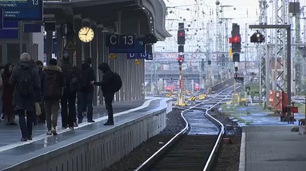 Los sindicatos alemanes del tren retoman el martes la negociación Los sindicatos alemanes del tren retoman el martes la negociación