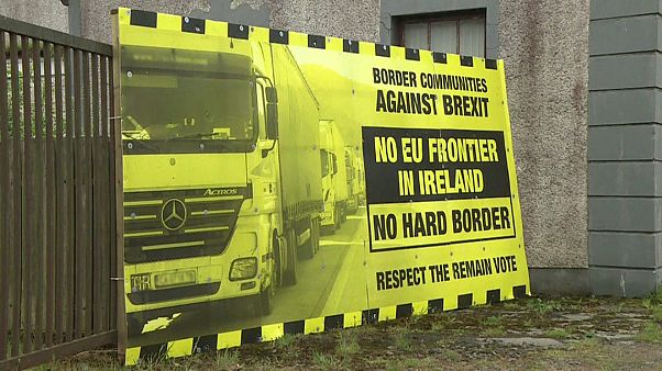 Per Dublino il confine fra Irlanda ed Irlanda del nord resta aperto Per Dublino il confine fra Irlanda ed Irlanda del nord resta aperto