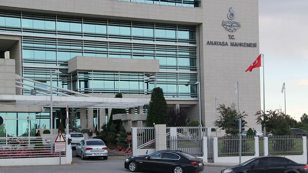 AYM’den 28 Şubat kararı: Başörtüsü nedeniyle Boğaziçi Üniversitesi’nden atılan öğrenciye tazminat AYM’den 28 Şubat kararı: Başörtüsü nedeniyle Boğaziçi Üniversitesi’nden atılan öğrenciye tazminat