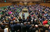 Avam Kamarası'nda Brexit tartışması: Kraliçenin asası yerinden alındı