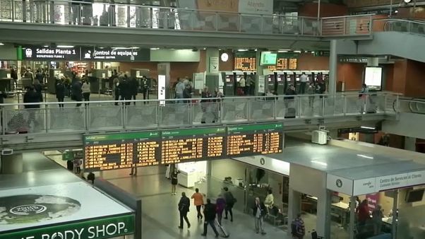 Amenaza de huelga de trenes en Navidad en España Amenaza de huelga de trenes en Navidad en España