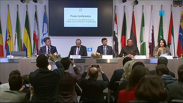 OPEC, 2019 küresel petrol talebi tahminlerindeki artışı geriye çekti OPEC, 2019 küresel petrol talebi tahminlerindeki artışı geriye çekti