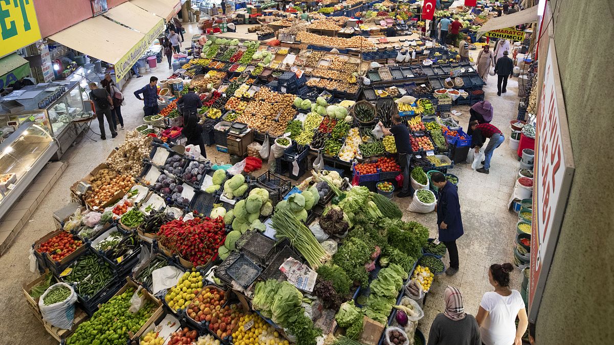 Küresel gıda fiyatları bir senede yüzde 9 düştü; Türkiye’de ise yüzde 26 arttı