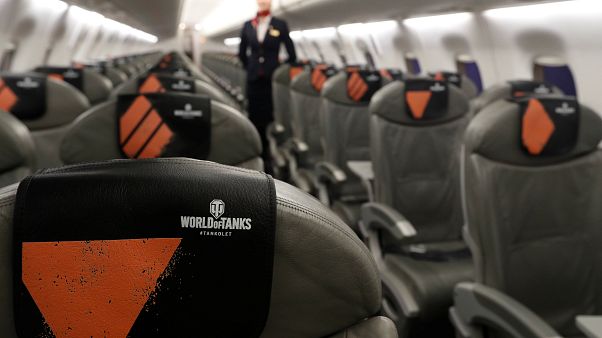 İyiliksever yolcu 'first class' koltuğunu anne ve hasta bebeğine verdi İyiliksever yolcu 'first class' koltuğunu anne ve hasta bebeğine verdi