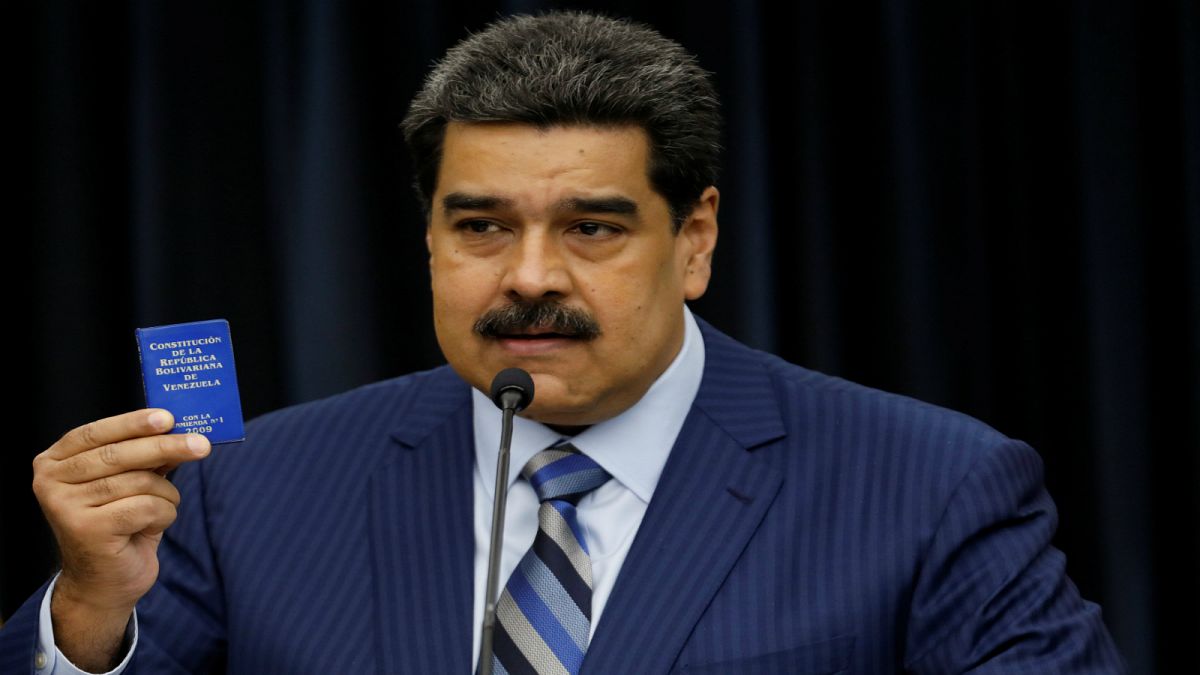  مادورو يتهم أمريكا بالتآمر لاغتياله