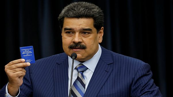 مادورو يتهم أمريكا بالتآمر لاغتياله مادورو يتهم أمريكا بالتآمر لاغتياله