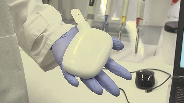 Minilaboratório de bolso deteta infeções em 4 minutos Minilaboratório de bolso deteta infeções em 4 minutos