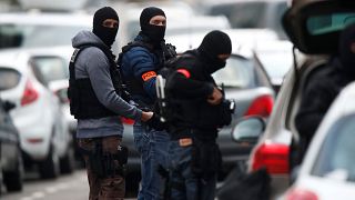 الشرطة الفرنسية تنفذ عملية في حي نودورف بحثا عن المشتبه بتنفيذه هجوم ستراسبورغ
