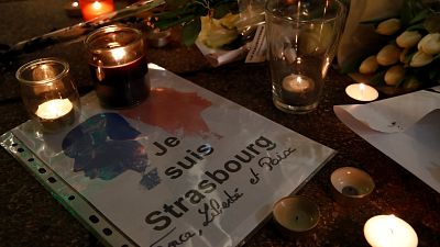 Messe en hommage aux victimes dans une "Strasbourg meurtrie"