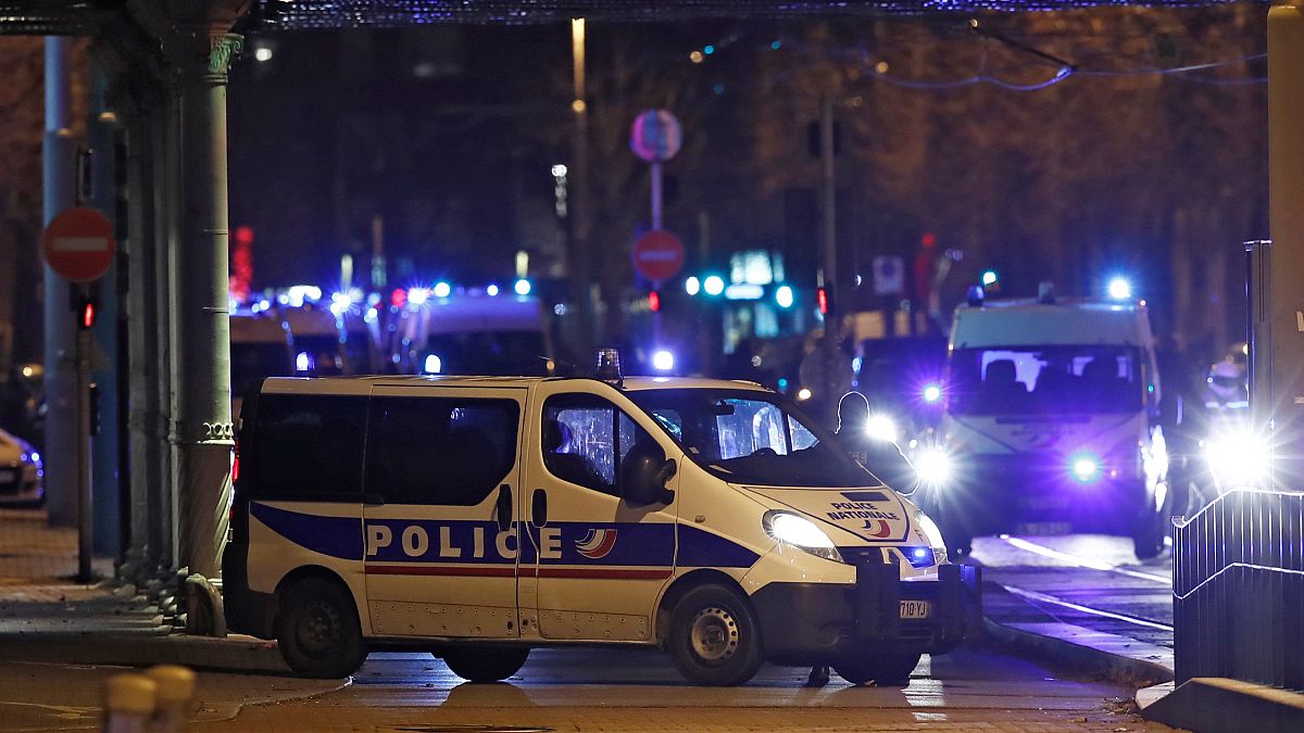 پلیس فرانسه مظنون حمله به بازار کریسمس استراسبورگ را به ضرب گلوله کشت