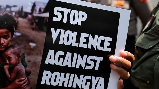 ABD Temsilciler Meclisi'nden Arakan'a yönelik "soykırım" kararı ABD Temsilciler Meclisi'nden Arakan'a yönelik "soykırım" kararı