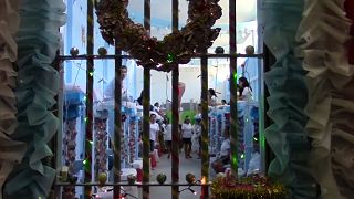 شاهد: سجينات برازيليات يتحدين الظروف ويحيين عيد الميلاد وسط أجواء احتفالية