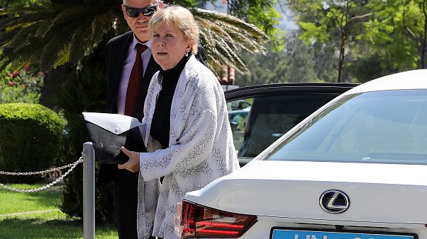 Κυπριακό: Φτάνει η Λουτ στην Κύπρο – Κρατάει κλειστά τα χαρτιά της Κυπριακό: Φτάνει η Λουτ στην Κύπρο – Κρατάει κλειστά τα χαρτιά της