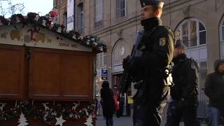 Strasburgo: la polizia uccide l'attentatore, la folla applaude
