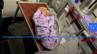 Woman gives birth at 42,000 feet